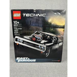 LEGO TECHNIC: Dom's Dodge Charger (42111)